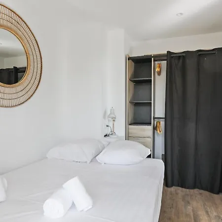 Superbe Avec Terrasse Et Parking - - Welkeys Appartement Antibes